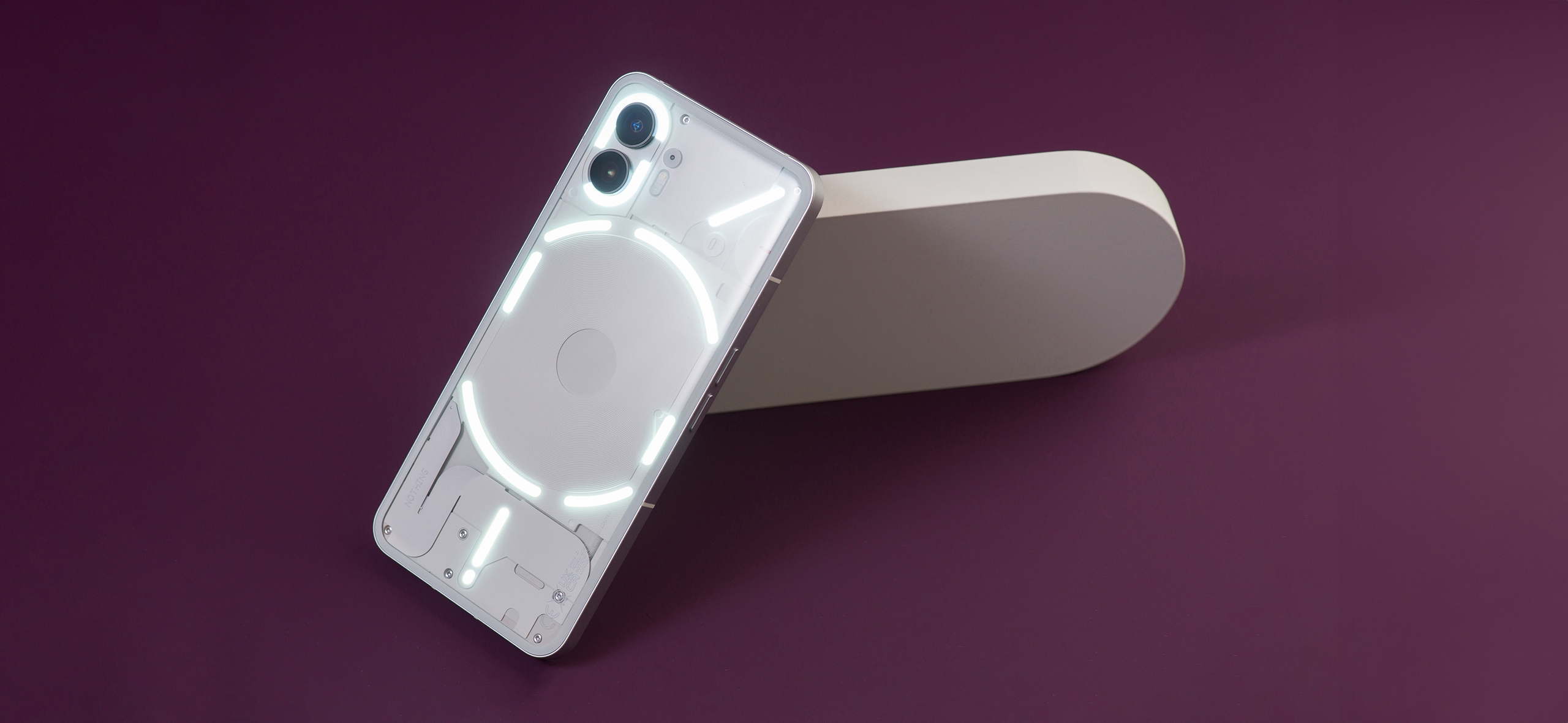 Nothing Phone (2)