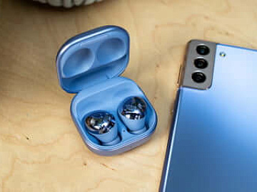 Samsung Galaxy S21 и Galaxy Buds Pro