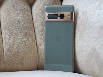 Xiaomi 13 Pro против Google Pixel 7 Pro